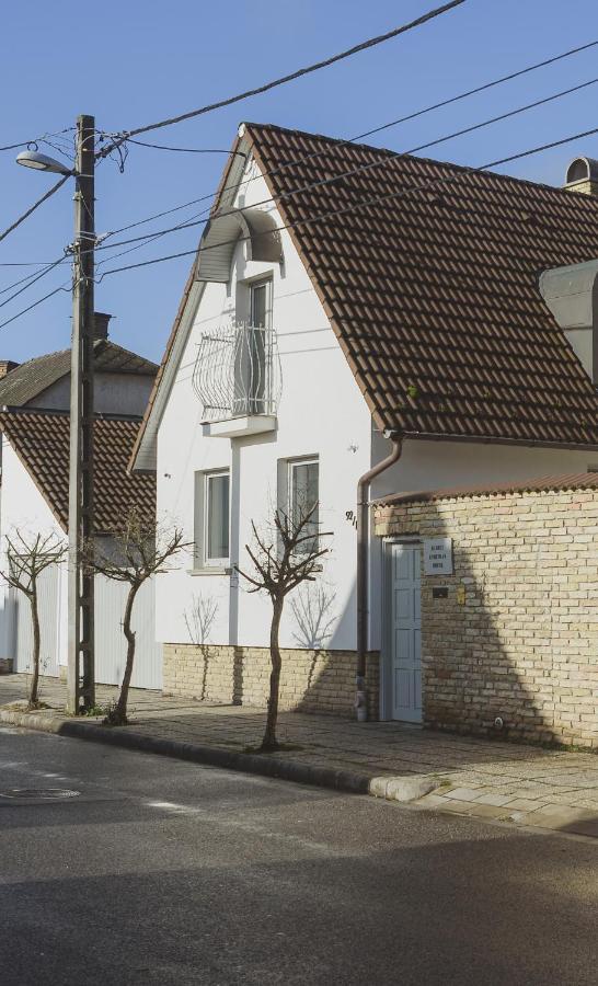 Raba92 Apartman House Exterior photo