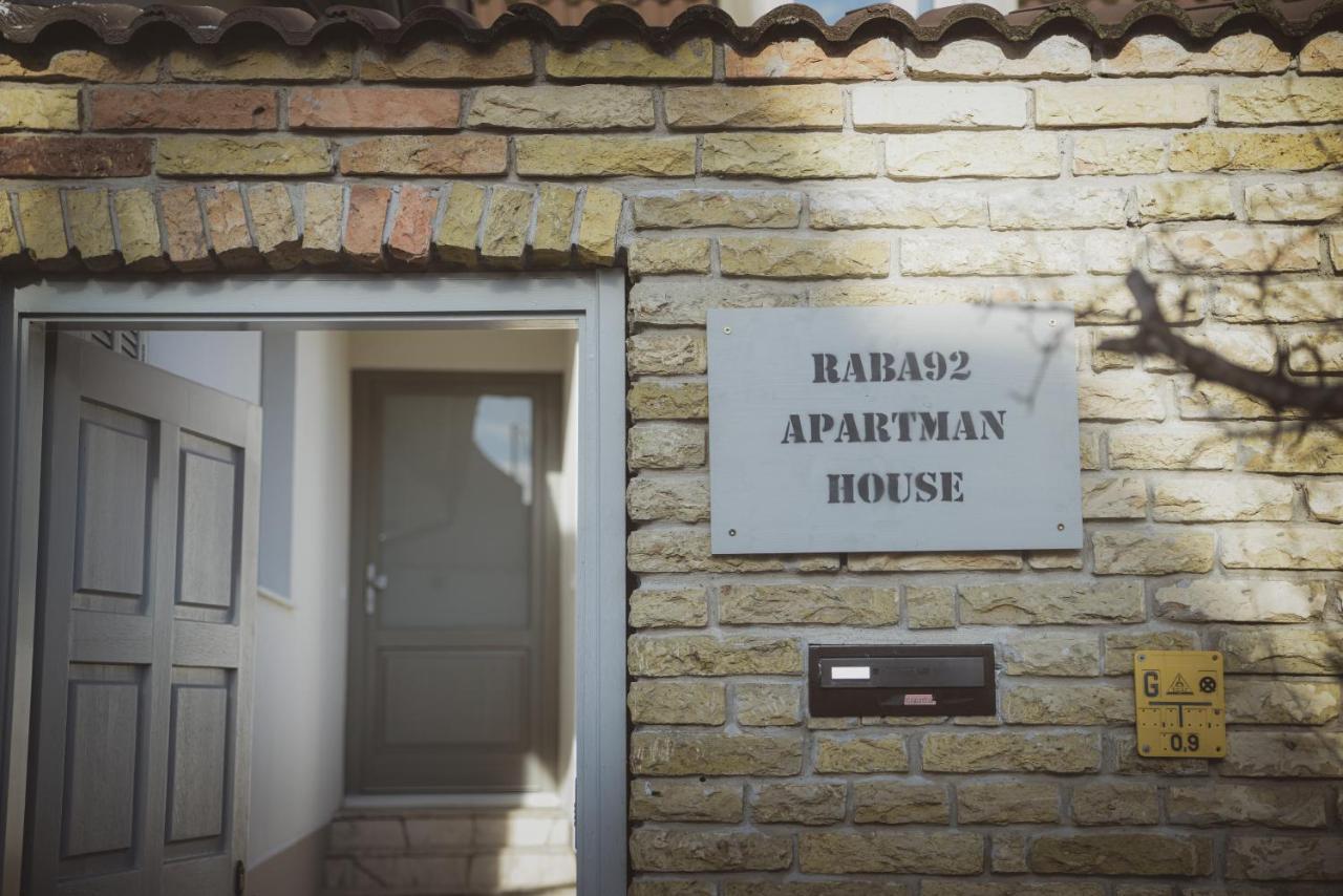 Raba92 Apartman House Exterior photo